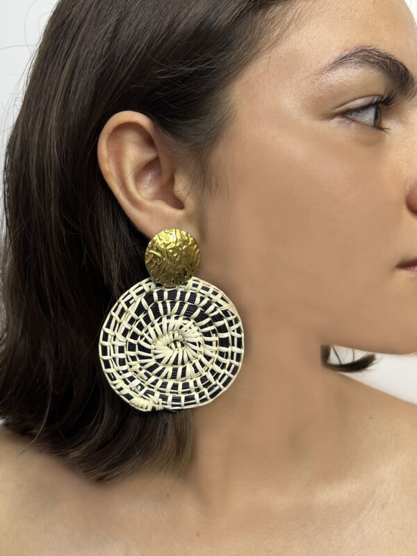 KINA BLACK Aretes
